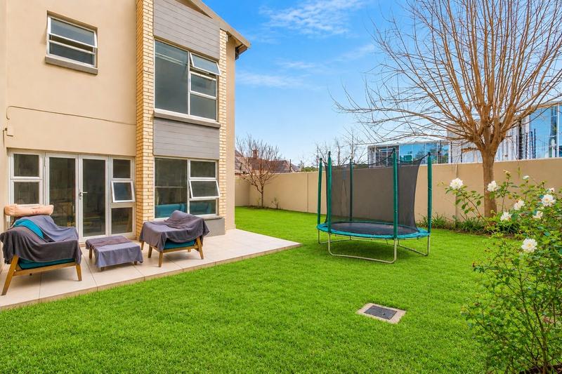 To Let 3 Bedroom Property for Rent in Craighall Park Gauteng