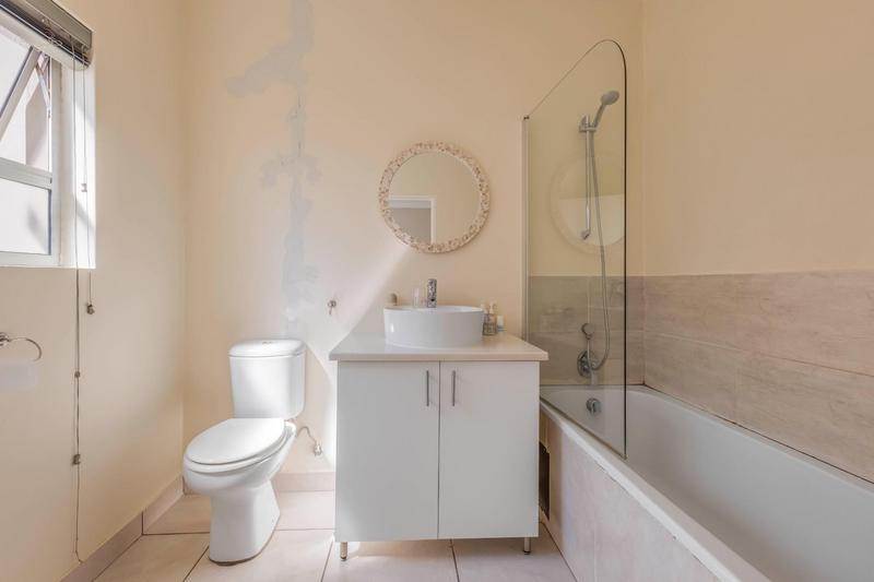 To Let 3 Bedroom Property for Rent in Craighall Park Gauteng