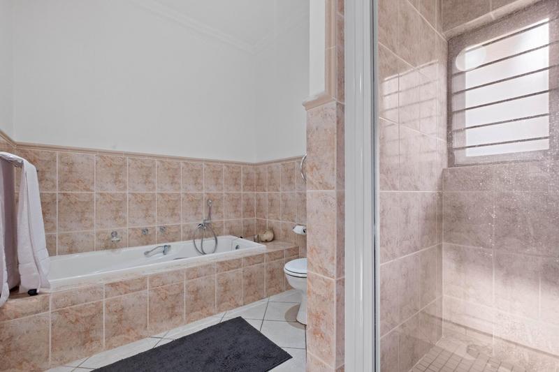 2 Bedroom Property for Sale in Hyde Park Gauteng