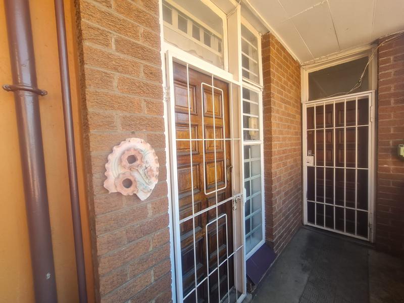 2 Bedroom Property for Sale in Germiston South Gauteng