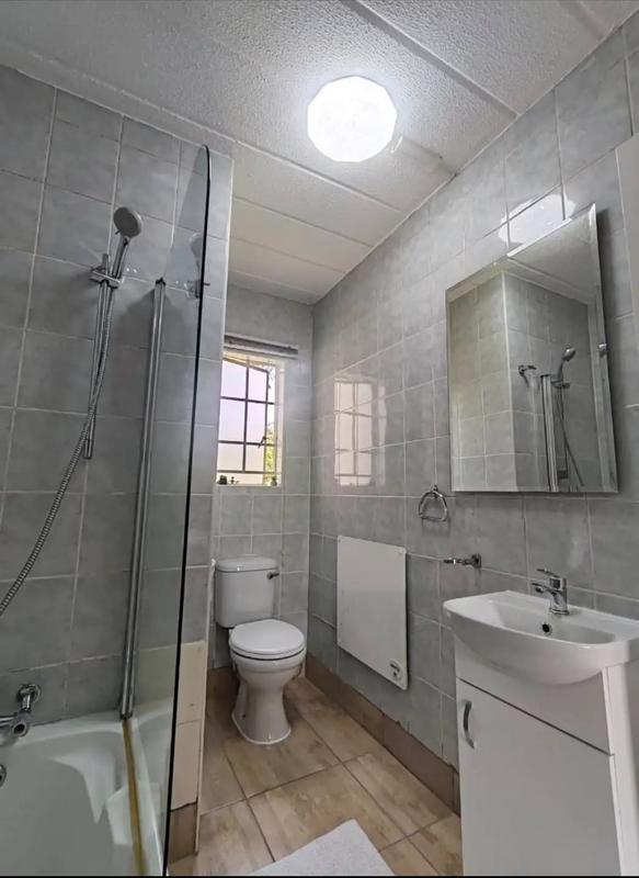 2 Bedroom Property for Sale in Paulshof Gauteng