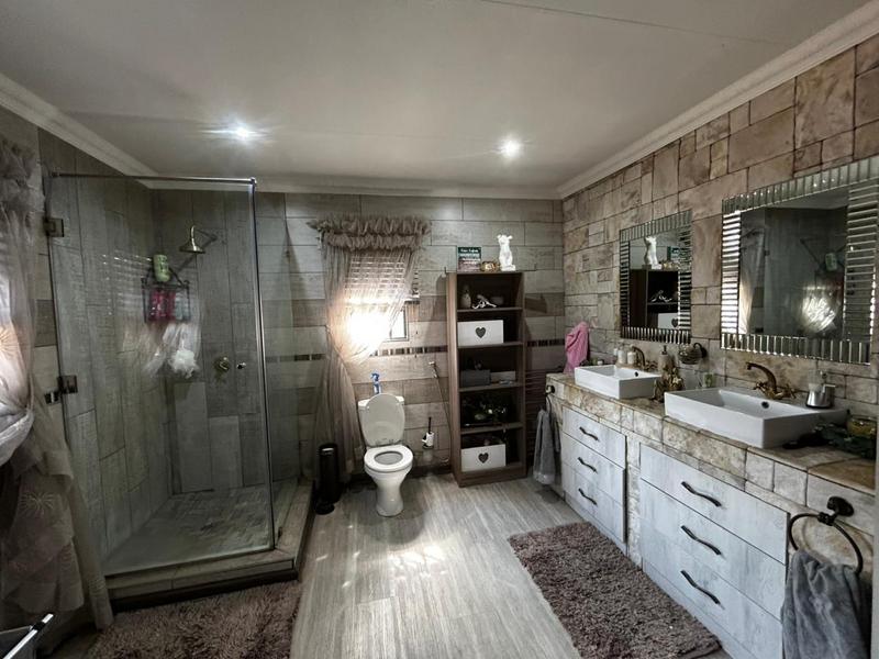 4 Bedroom Property for Sale in Brenthurst Gauteng