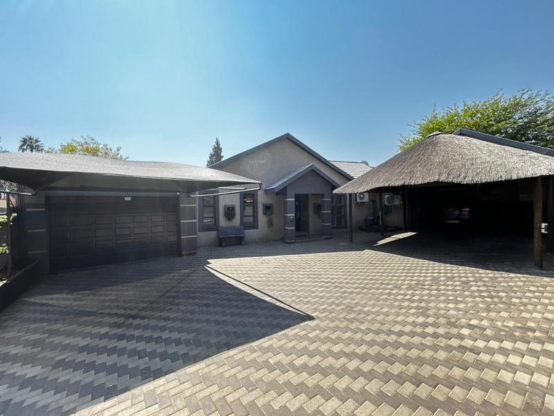 4 Bedroom Property for Sale in Brenthurst Gauteng
