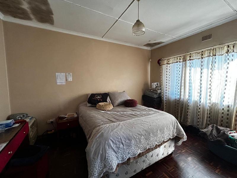 4 Bedroom Property for Sale in Klippoortje Gauteng