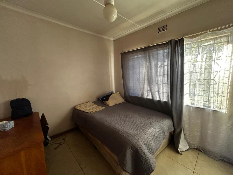 4 Bedroom Property for Sale in Klippoortje Gauteng