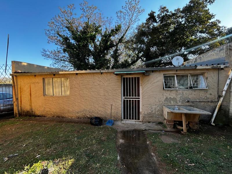 4 Bedroom Property for Sale in Klippoortje Gauteng