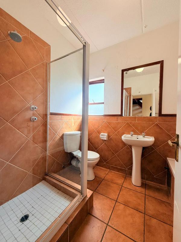 2 Bedroom Property for Sale in Sunninghill Gauteng