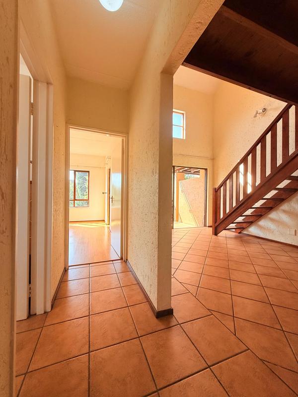 2 Bedroom Property for Sale in Sunninghill Gauteng