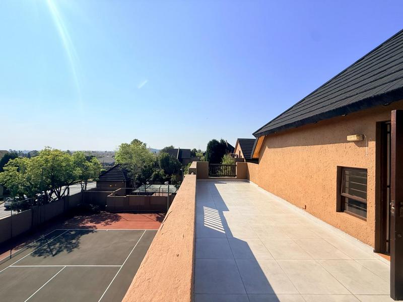 2 Bedroom Property for Sale in Sunninghill Gauteng