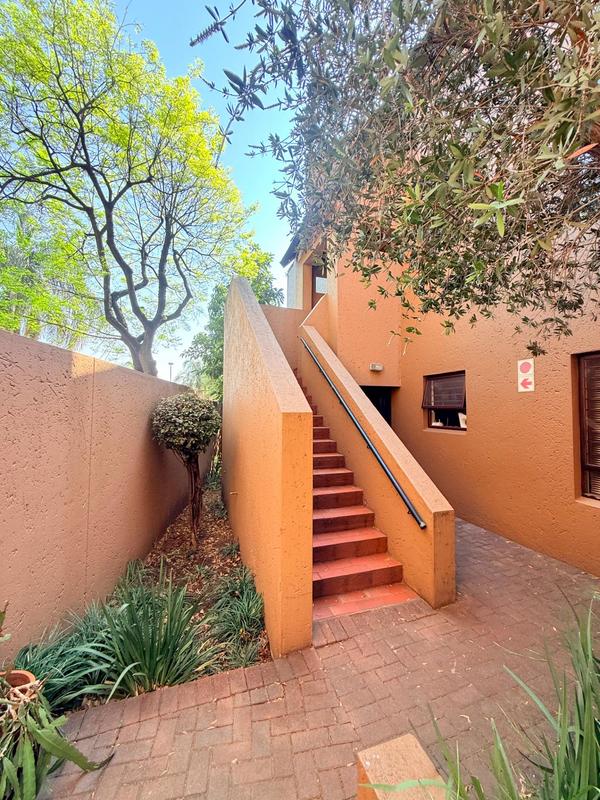 2 Bedroom Property for Sale in Sunninghill Gauteng