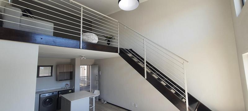 To Let 2 Bedroom Property for Rent in Broadacres Gauteng