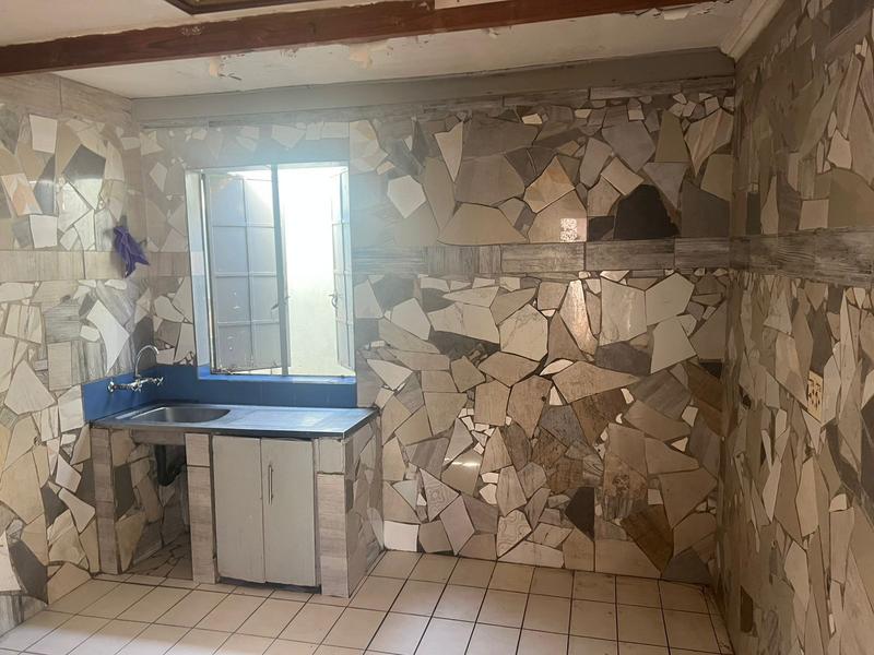 To Let 1 Bedroom Property for Rent in Bezuidenhout Valley Gauteng