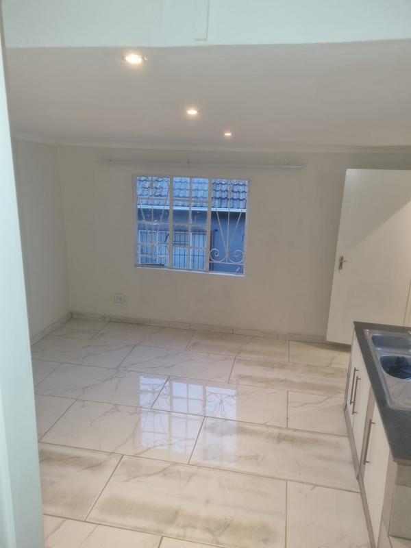 To Let 1 Bedroom Property for Rent in Kensington Gauteng