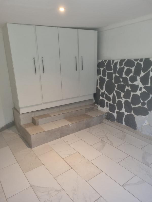 To Let 1 Bedroom Property for Rent in Kensington Gauteng