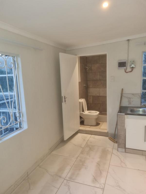 To Let 1 Bedroom Property for Rent in Kensington Gauteng