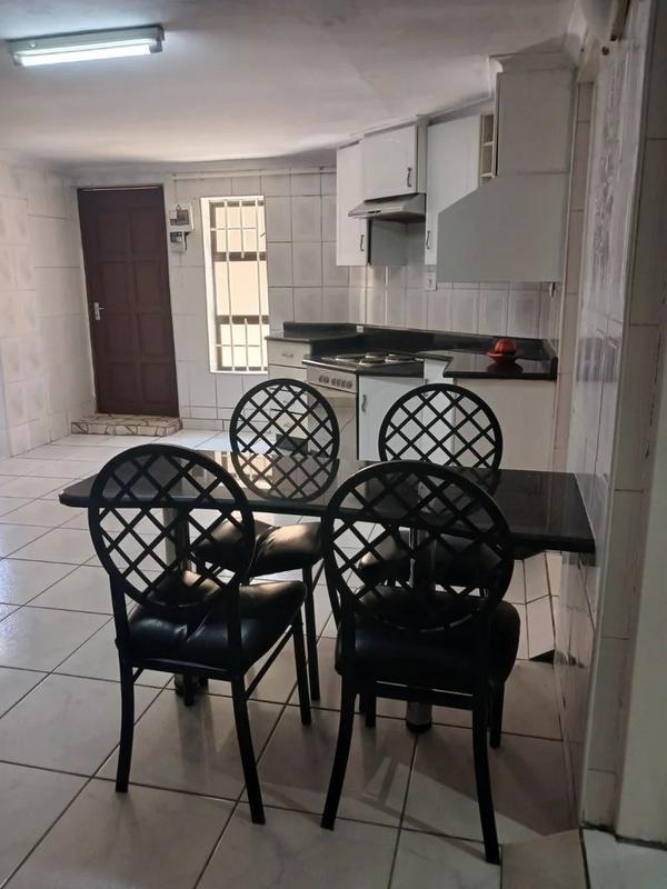 2 Bedroom Property for Sale in Lyndhurst Gauteng