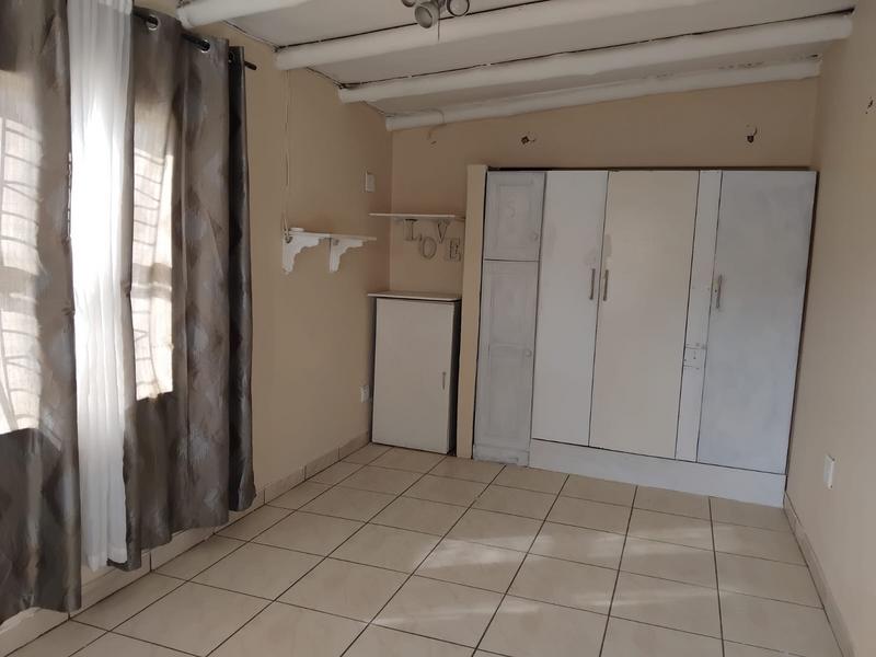 To Let 0 Bedroom Property for Rent in Malvern East Gauteng