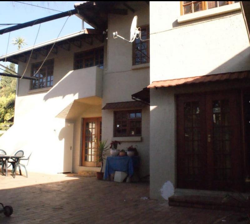 10 Bedroom Property for Sale in Bedfordview Gauteng