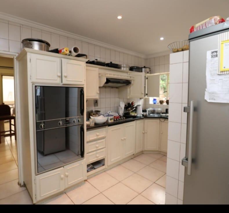 10 Bedroom Property for Sale in Bedfordview Gauteng