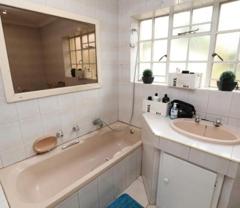 10 Bedroom Property for Sale in Bedfordview Gauteng