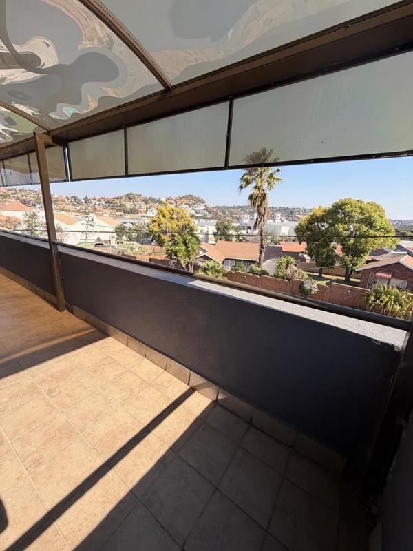4 Bedroom Property for Sale in Oakdene Gauteng