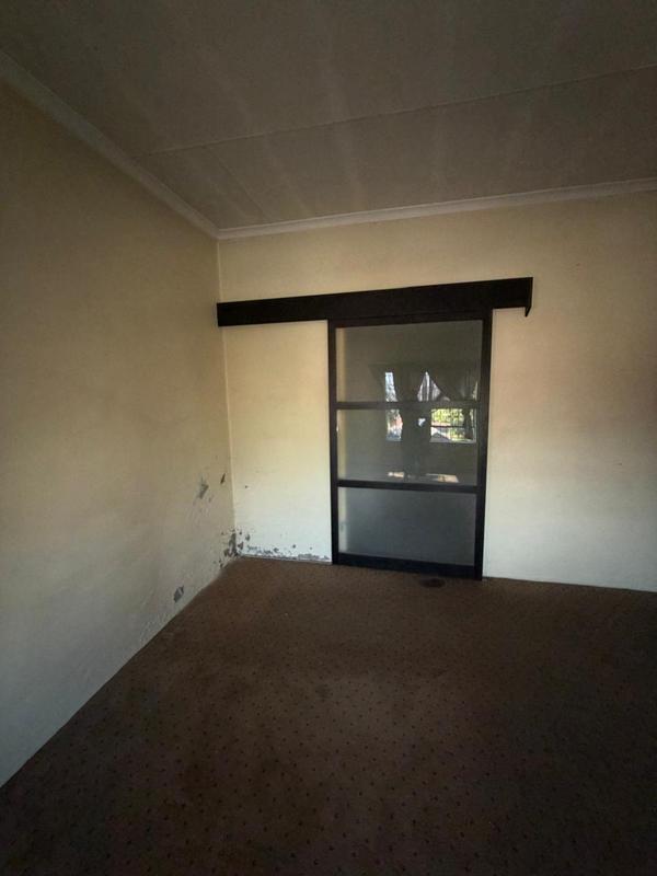 4 Bedroom Property for Sale in Oakdene Gauteng