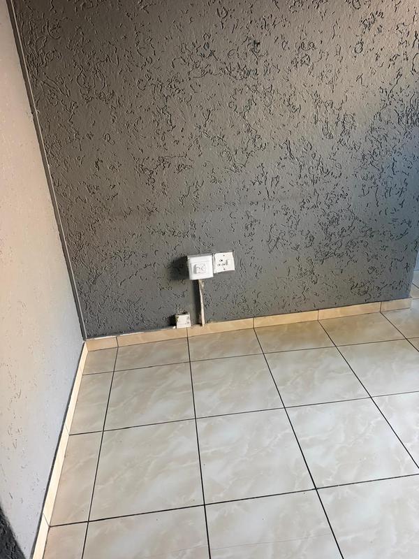 4 Bedroom Property for Sale in Oakdene Gauteng