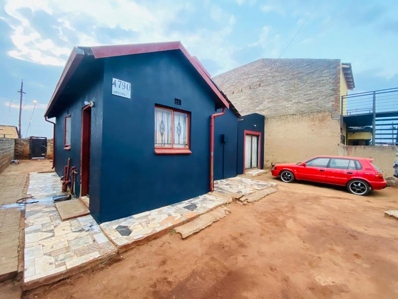 2 Bedroom Property for Sale in Protea Glen Gauteng