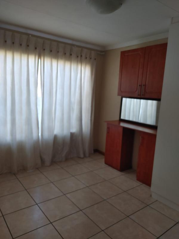 To Let 1 Bedroom Property for Rent in Sunair Park Gauteng