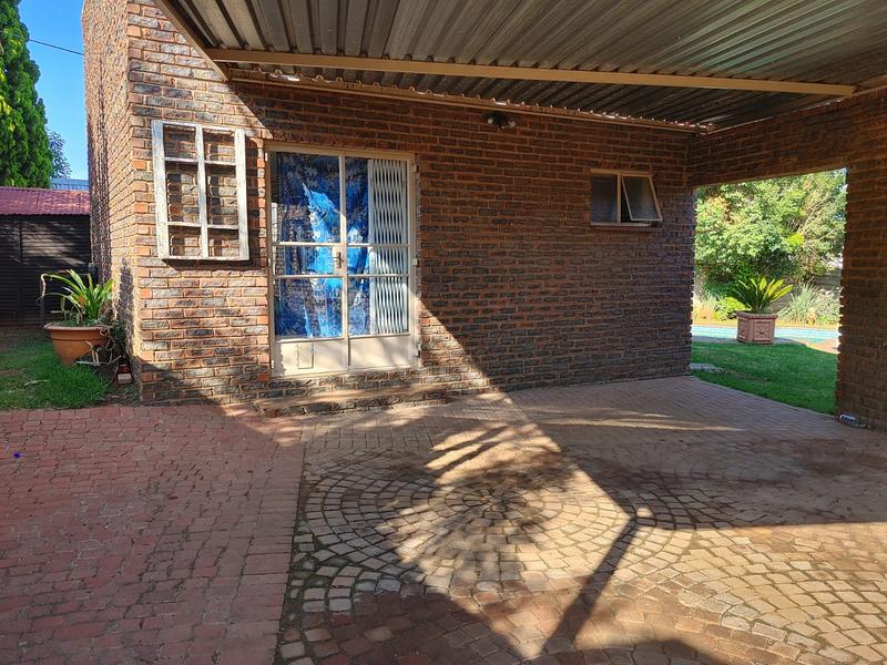 To Let 1 Bedroom Property for Rent in Sunair Park Gauteng
