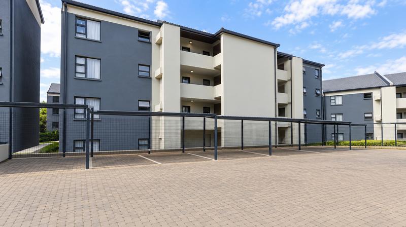 2 Bedroom Property for Sale in Glen Austin Gauteng