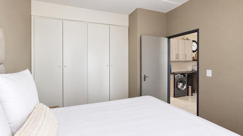 2 Bedroom Property for Sale in Glen Austin Gauteng