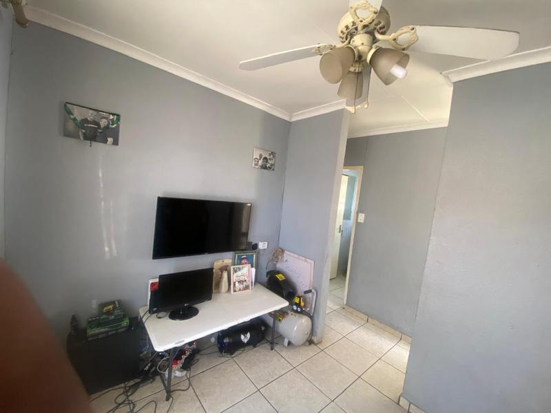 2 Bedroom Property for Sale in Naturena Gauteng