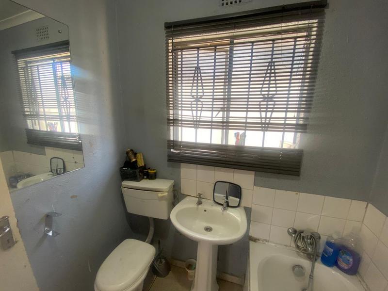 2 Bedroom Property for Sale in Naturena Gauteng