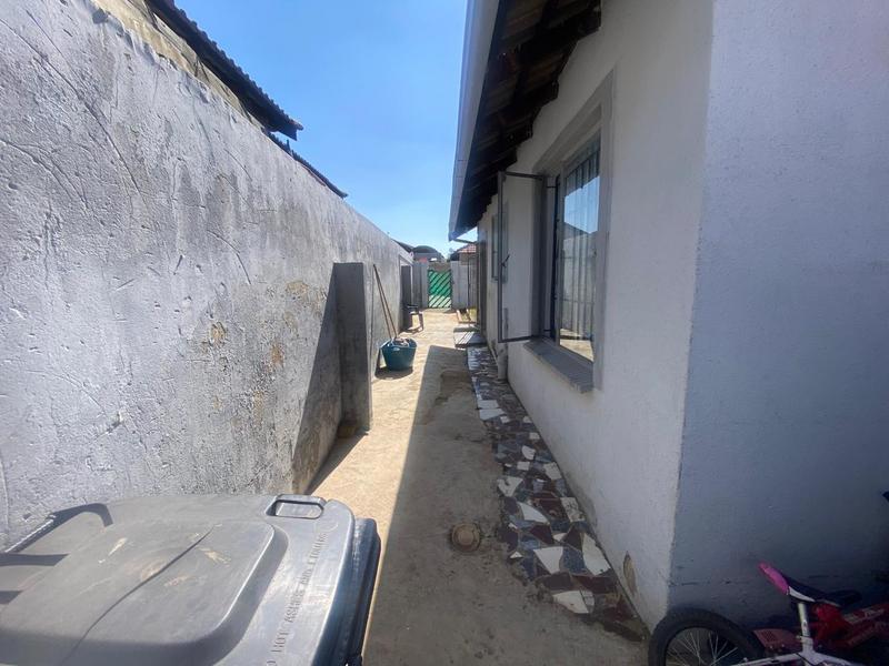 2 Bedroom Property for Sale in Naturena Gauteng