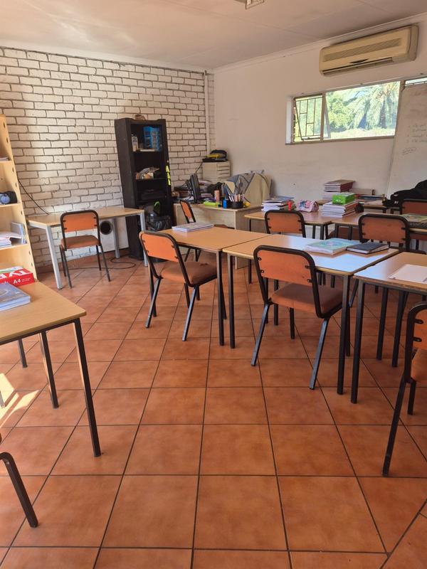 To Let Commercial Property for Rent in Eldoraigne Gauteng