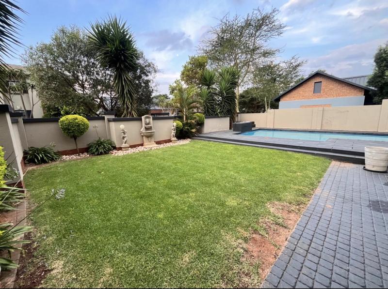 4 Bedroom Property for Sale in Midstream Hill Gauteng