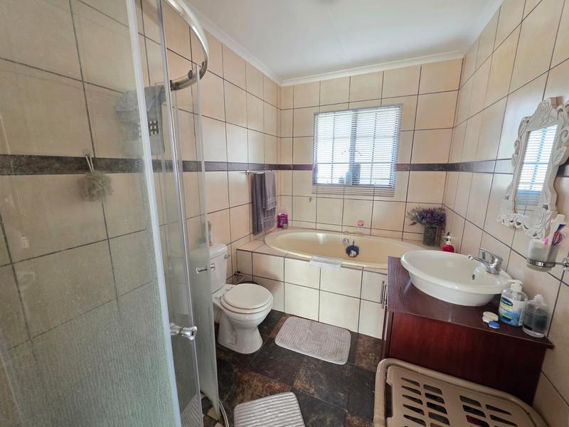 3 Bedroom Property for Sale in Riversdale Gauteng