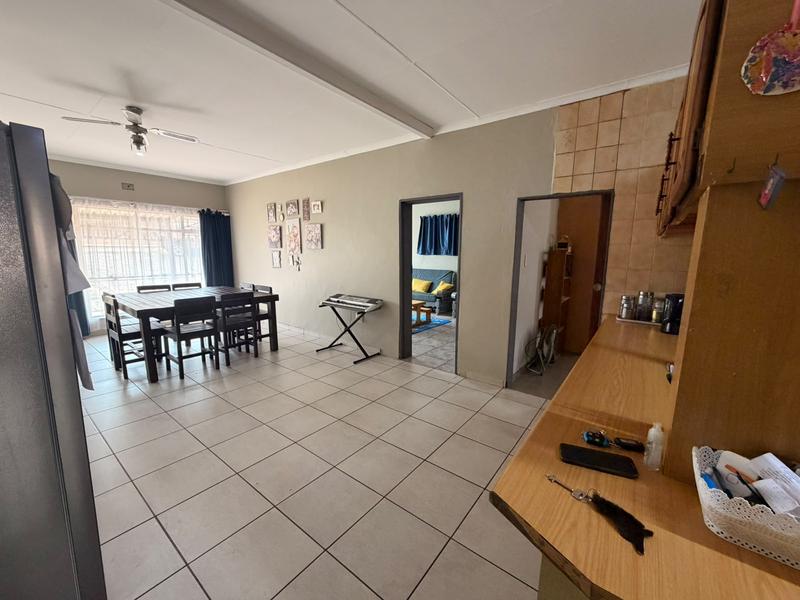 3 Bedroom Property for Sale in Rothdene Gauteng