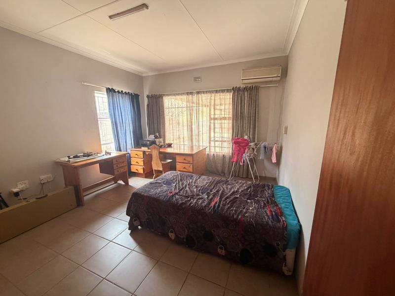 3 Bedroom Property for Sale in Rothdene Gauteng