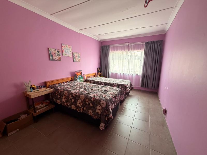 3 Bedroom Property for Sale in Rothdene Gauteng