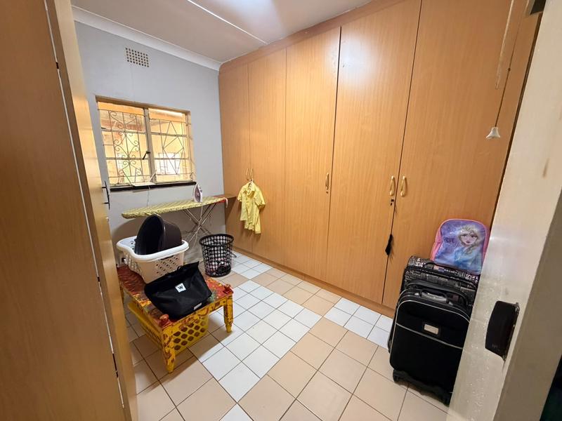 3 Bedroom Property for Sale in Rothdene Gauteng