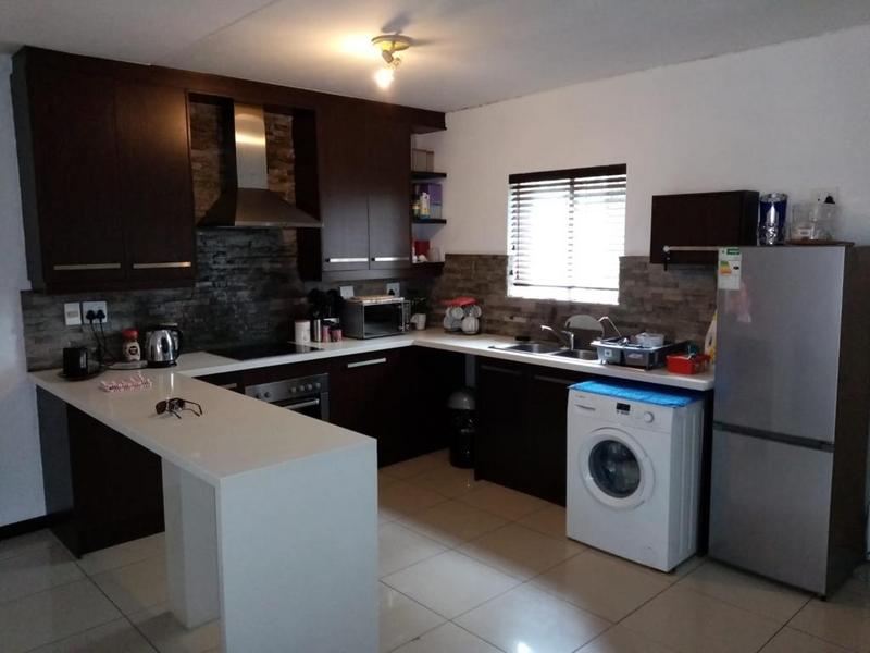 2 Bedroom Property for Sale in Greenstone Hill Gauteng