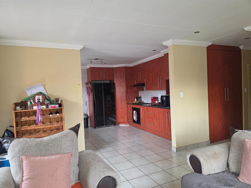 2 Bedroom Property for Sale in Kookrus Gauteng