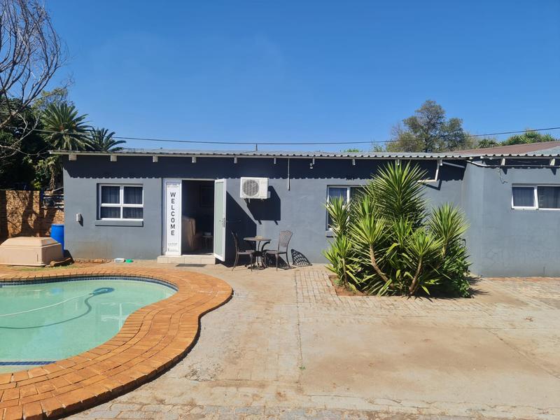 To Let 2 Bedroom Property for Rent in Dalview Gauteng