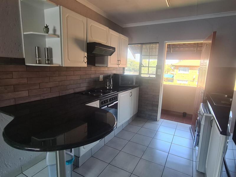 To Let 2 Bedroom Property for Rent in Kenleaf Gauteng