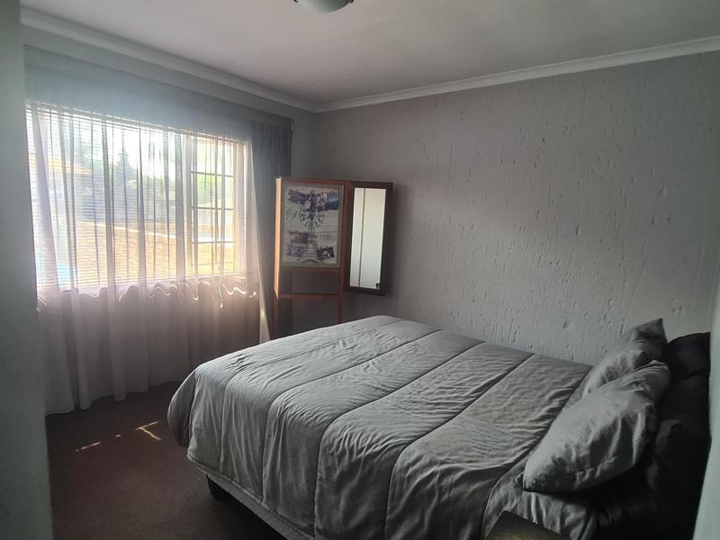 To Let 2 Bedroom Property for Rent in Kenleaf Gauteng
