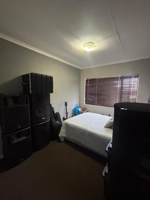 To Let 2 Bedroom Property for Rent in Kenleaf Gauteng