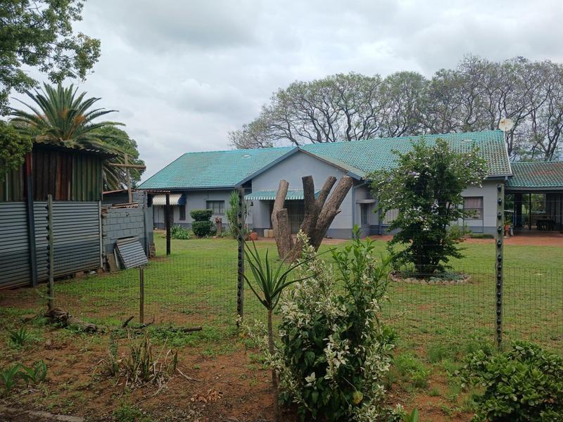 35 Bedroom Property for Sale in Waterval Ah Gauteng
