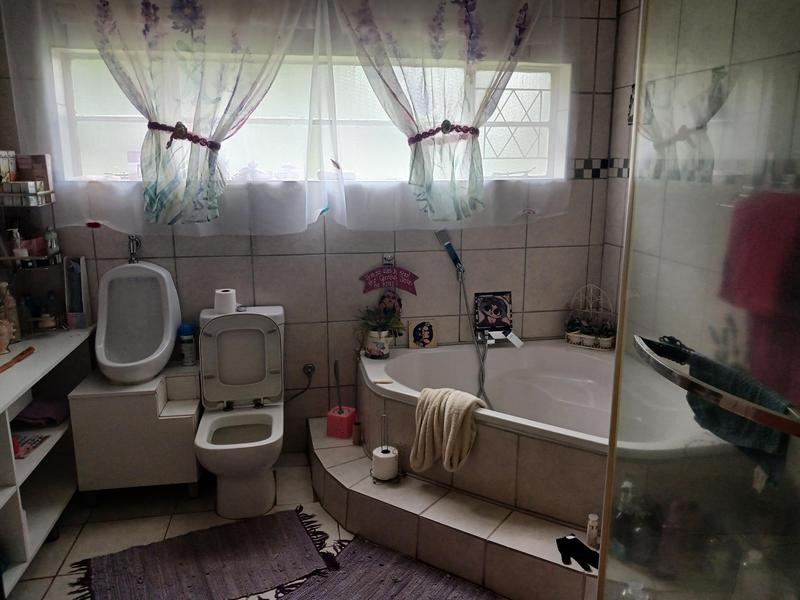 35 Bedroom Property for Sale in Waterval Ah Gauteng
